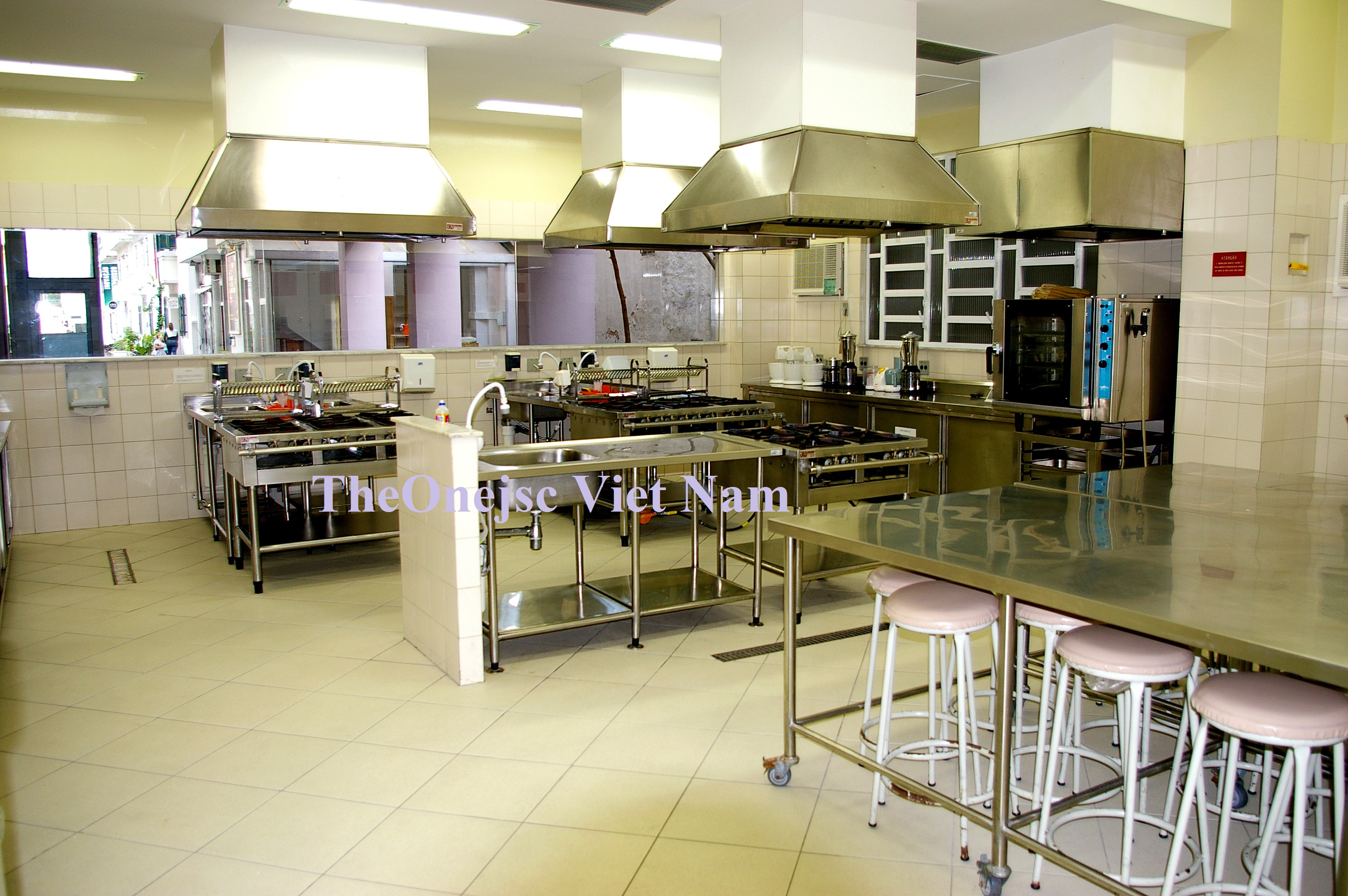 thiet ke bep an tap the bang inox